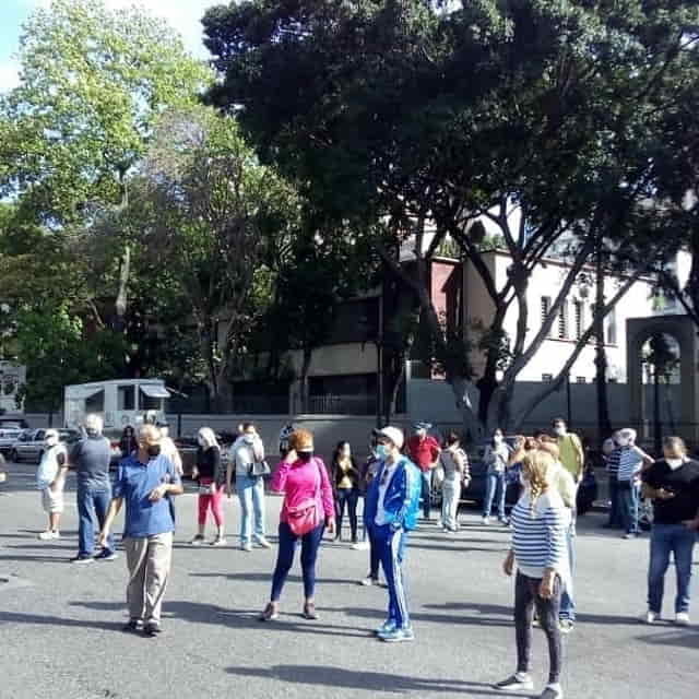 Ciudadanos protestaron