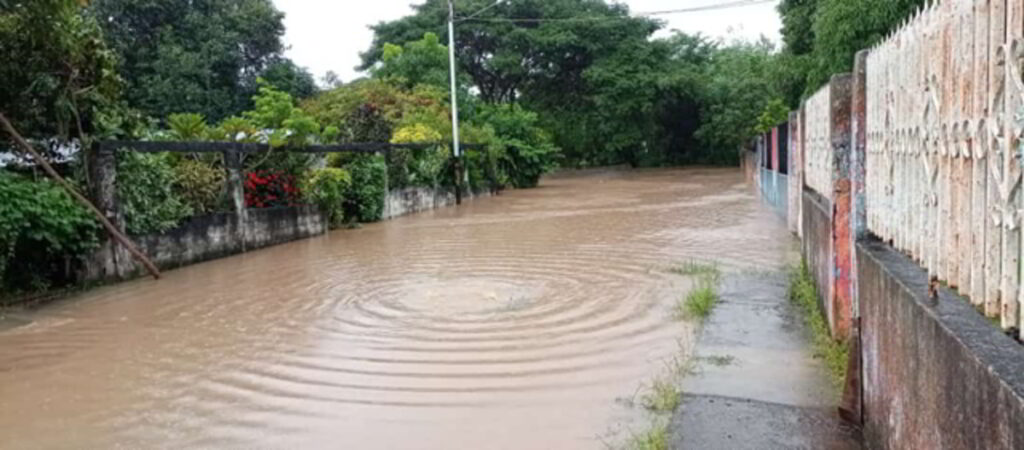 Distintas comunidades en alerta por inundaciones 