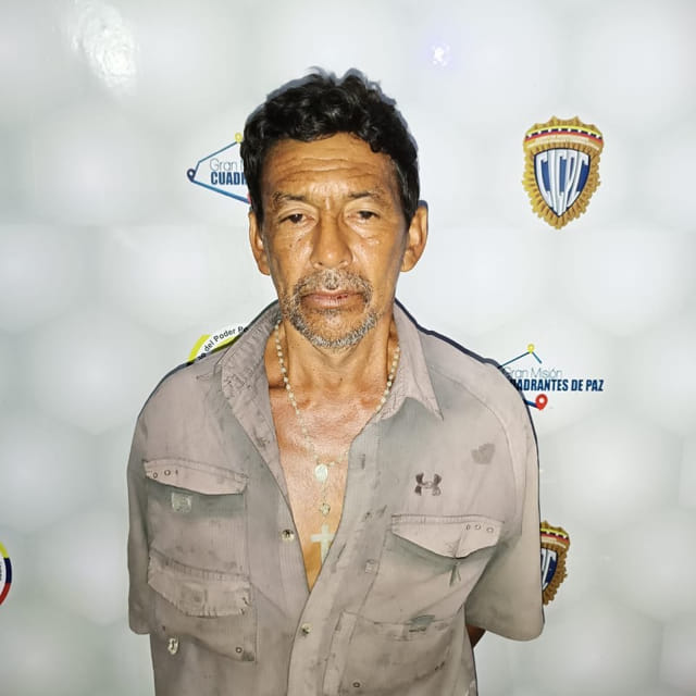 asesinado a puñaladas