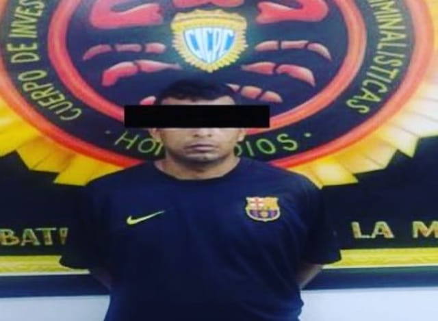 la mató a machetazos