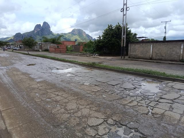 calles de bella vista, san juan de los morros, estado guárico 