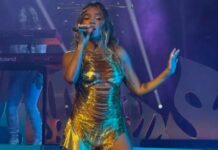 Karol G deslumbra con diseño de Victoria´s Secret