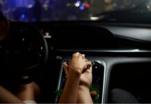 En Valle de la Pascua/ ¿Es ilegal tener relaciones sexuales dentro un vehículo?