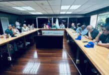 Ministra Ana María Sanjuán convierte protesta en diálogo